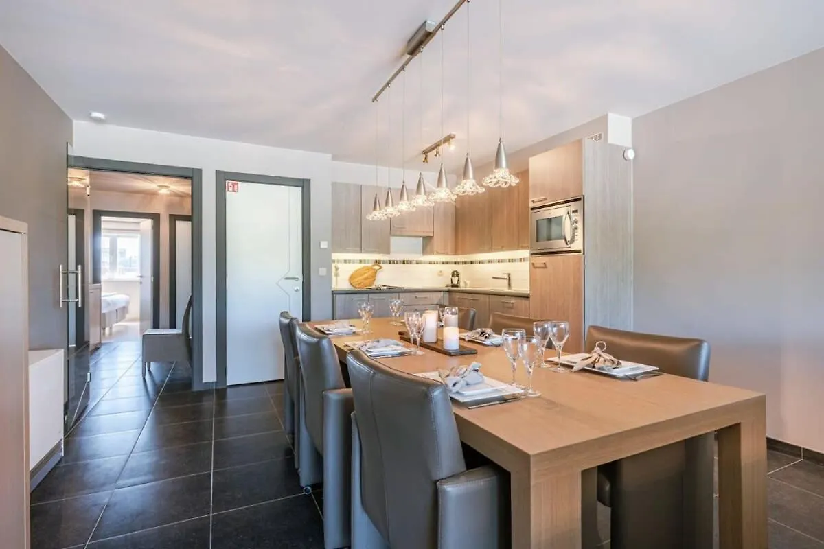 Huswell - Bright Apartment With Parking Near The Beach Bredene