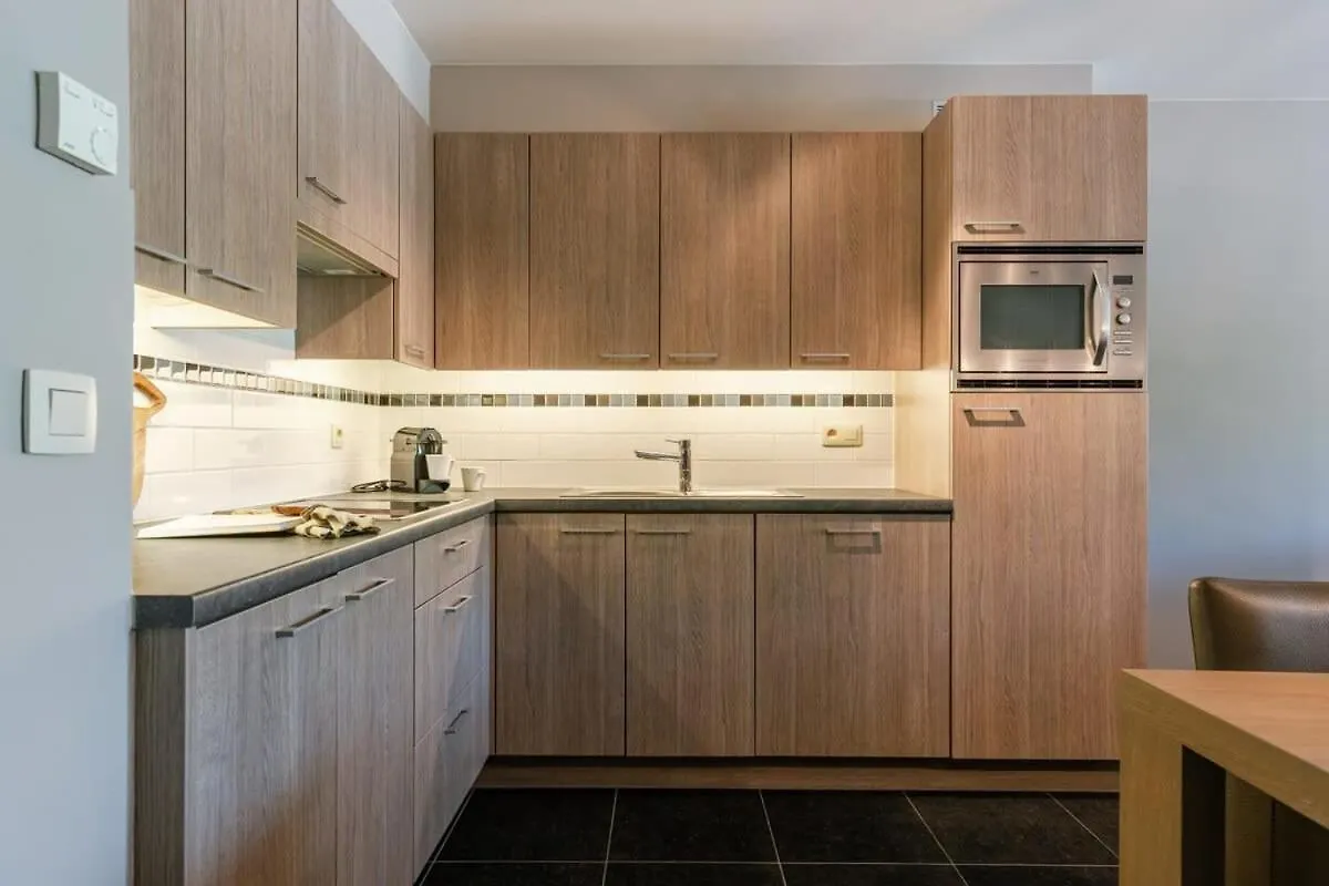 Huswell - Bright Apartment With Parking Near The Beach Bredene