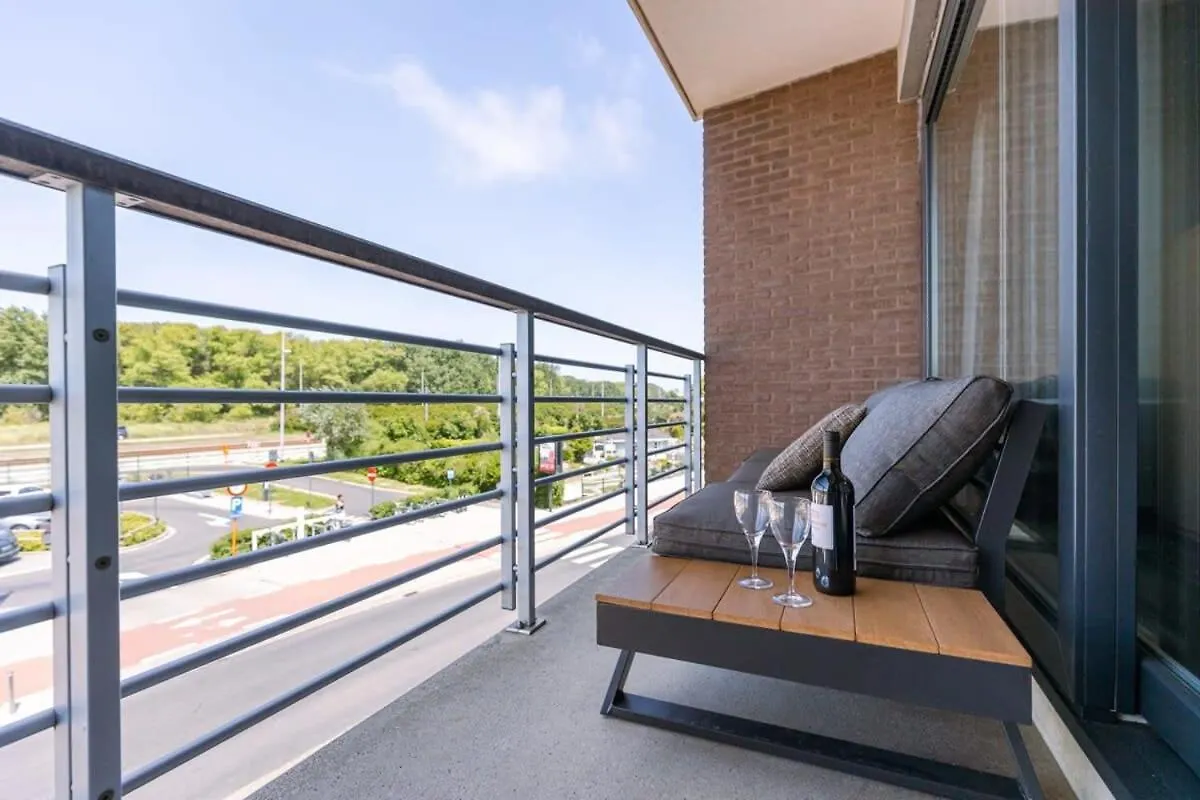 Huswell - Bright Apartment With Parking Near The Beach Bredene Belgium