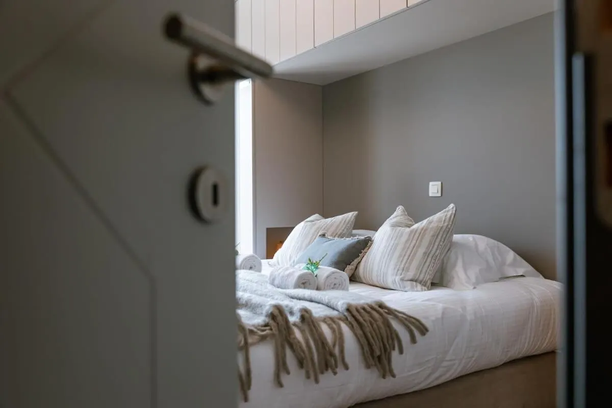 Huswell - Bright Apartment With Parking Near The Beach Bredene 0*,
