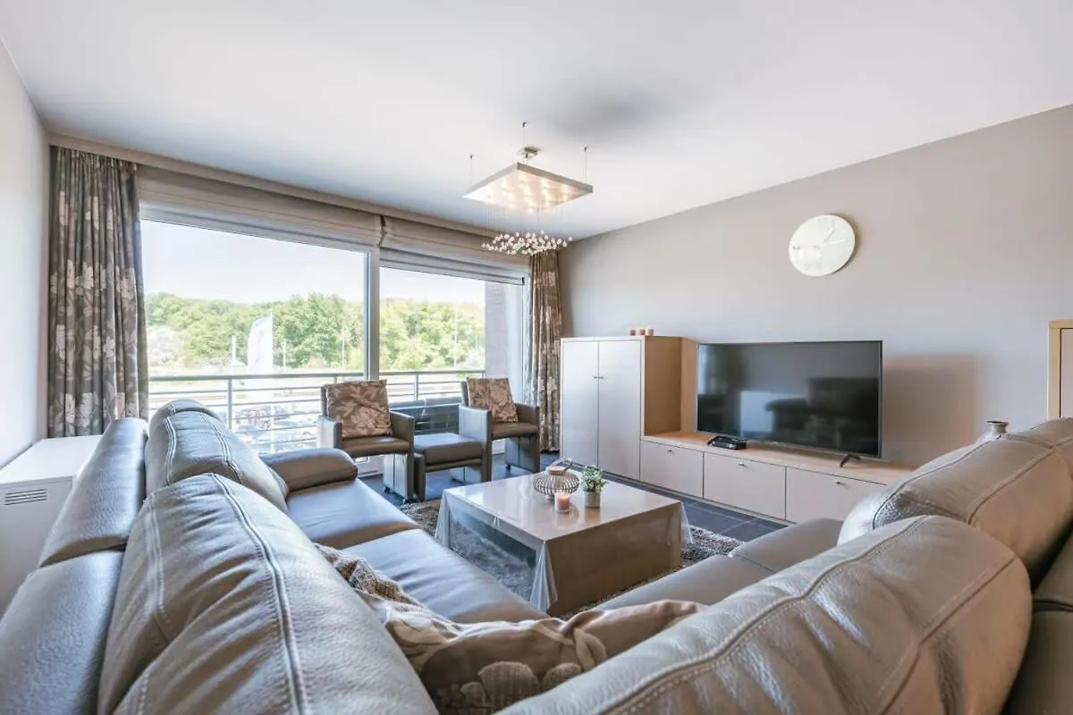 Huswell - Bright Apartment With Parking Near The Beach Bredene 0*,