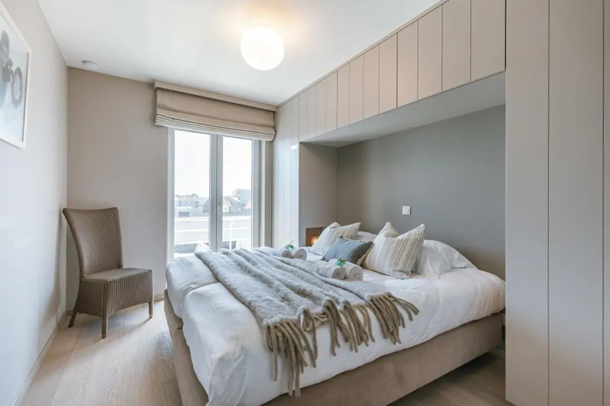 Huswell - Bright Apartment With Parking Near The Beach Bredene 0*,  Belgium