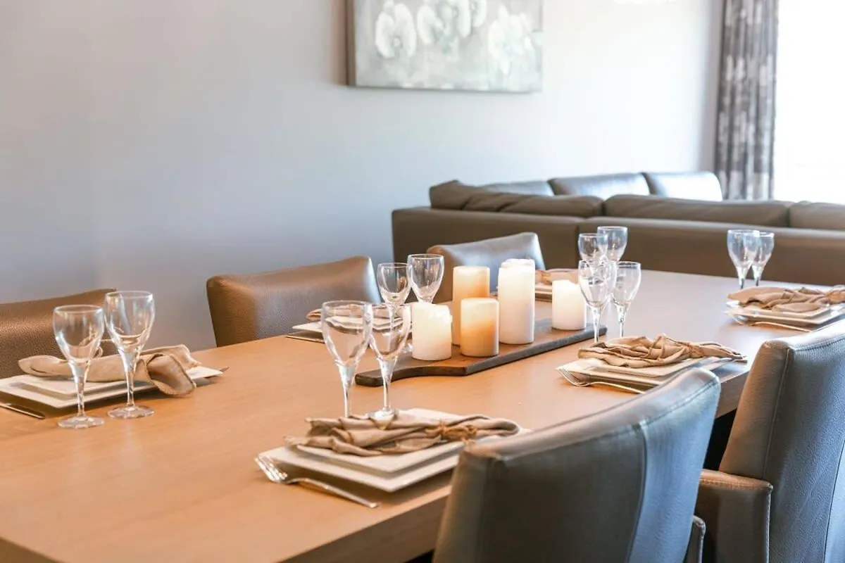 Huswell - Bright Apartment With Parking Near The Beach Bredene
