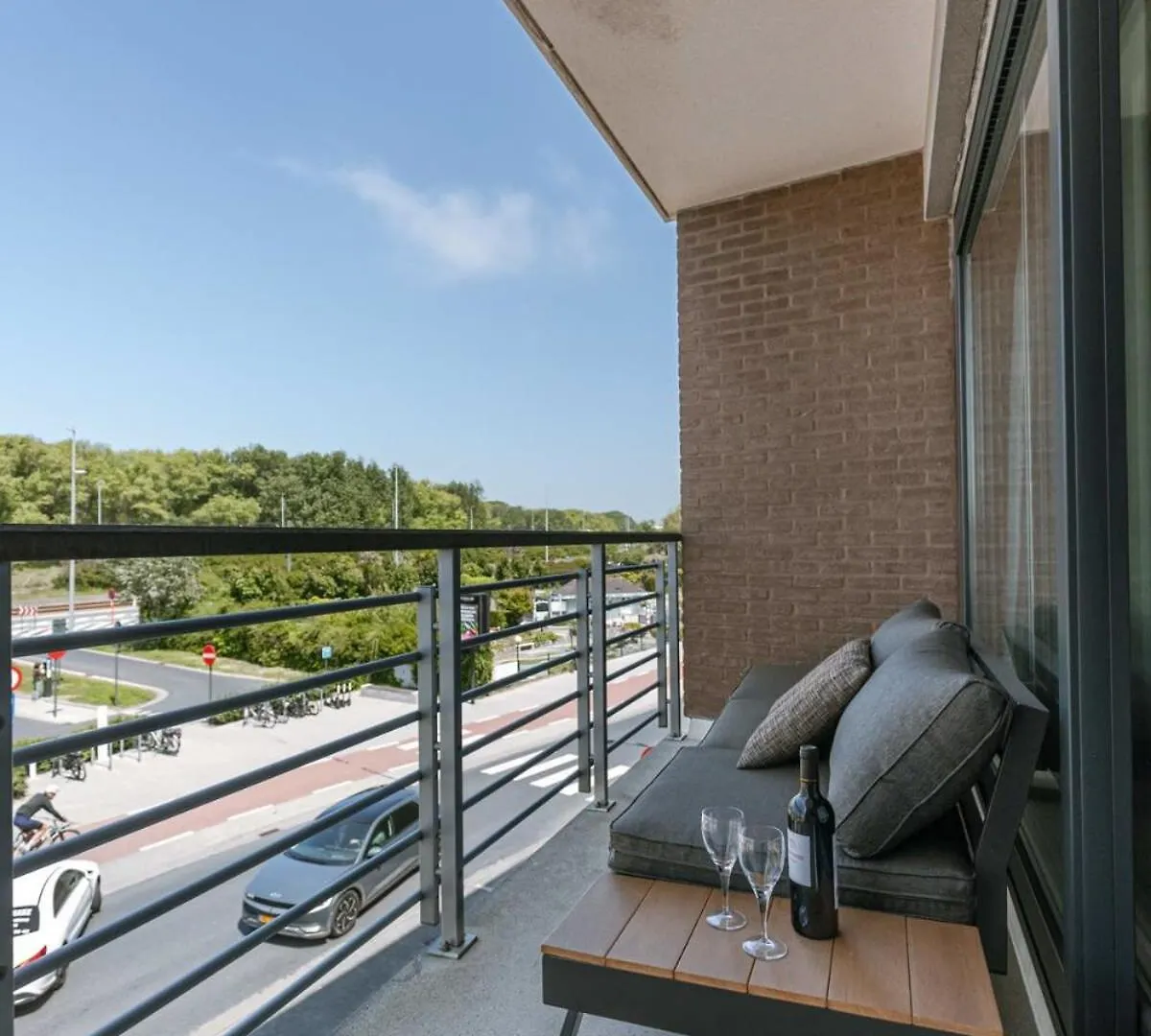 Huswell - Bright Apartment With Parking Near The Beach Bredene 0*,  Belgium